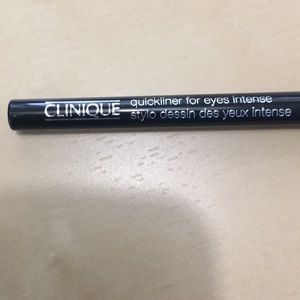 FREE GIFT WITH ANY COSMETIC PURCHASE! Clinique